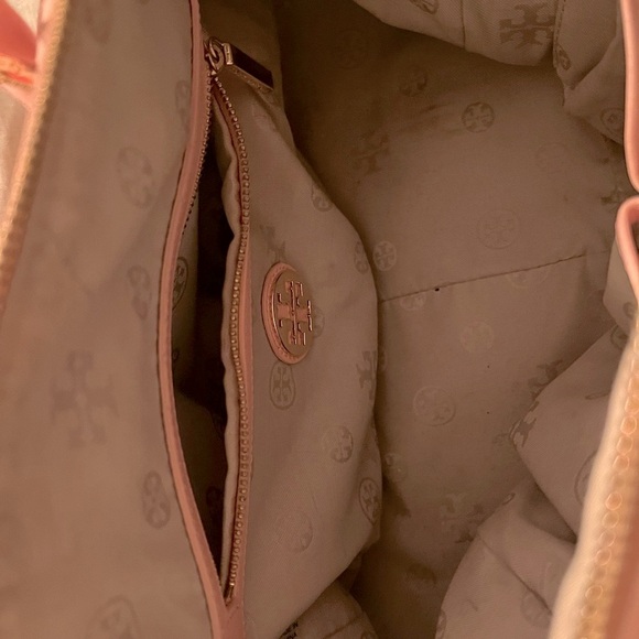 Tory Burch Kelsey Midday Bag - Picture 3 of 3